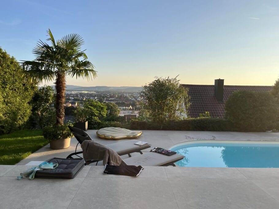 Neugestaltung Einer Terrasse Mit Pool